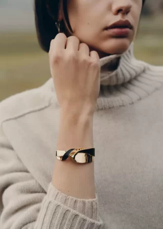 Cuir Noir Édition Éole Cuff
