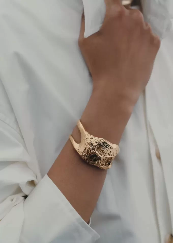 Eroz Cuff Edition doré à l&rsquo;or 24 carats