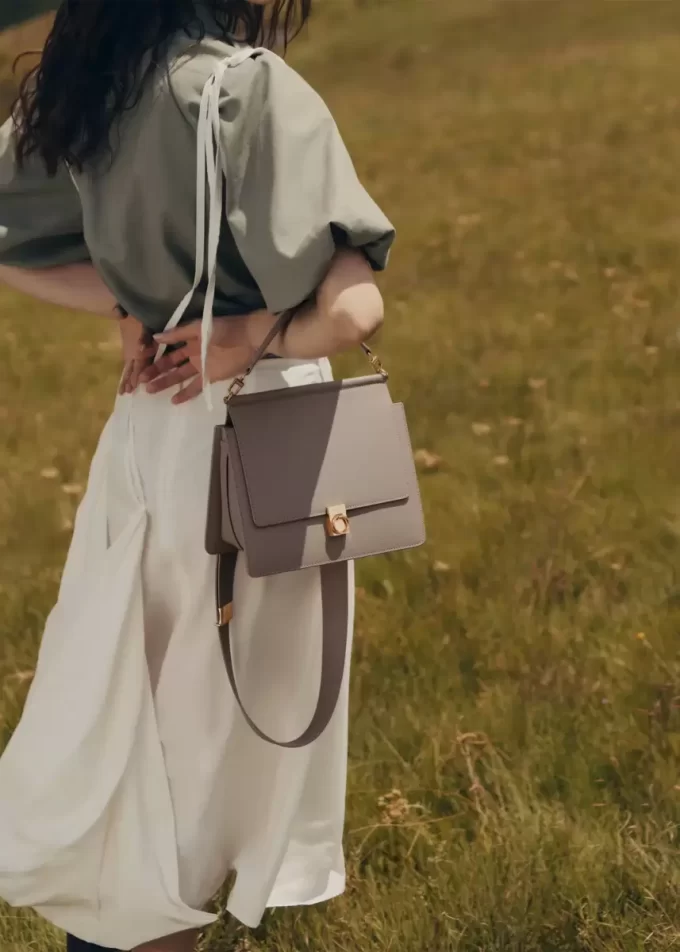 Numéro Sept Edition Taupe Texturé